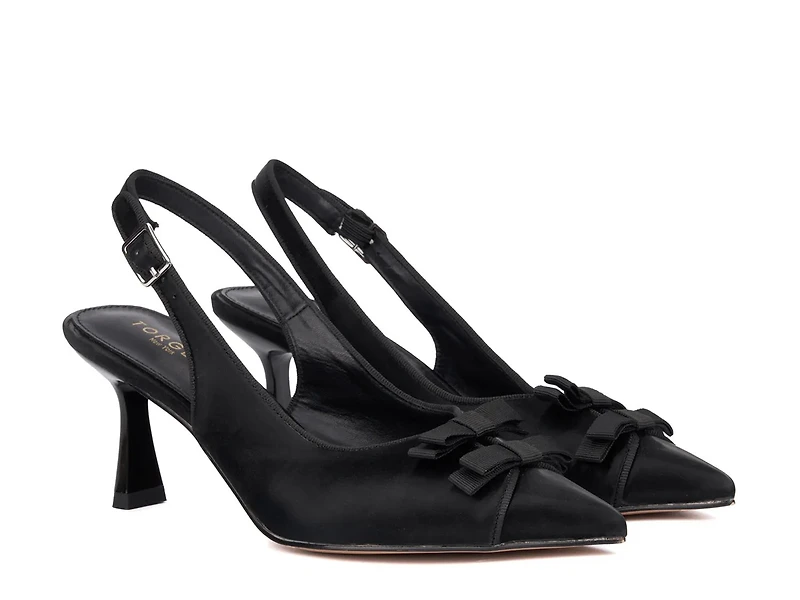 Natasha Pump