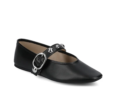 Naveah Mary Jane Flat