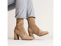 Vivia Bootie