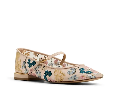 Daria Jane Flat