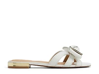 Elsie Sandal