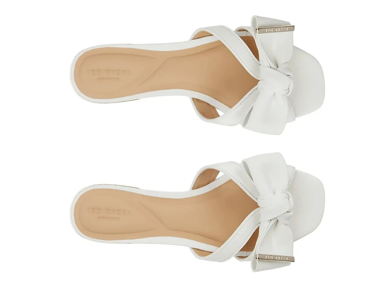 Elsie Sandal