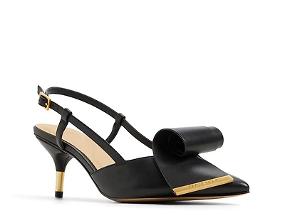 Romy Pump