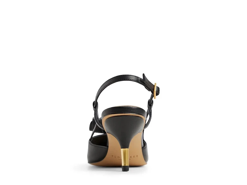 Romy Pump