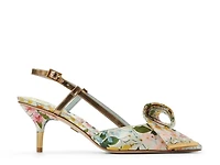 Romy Pump