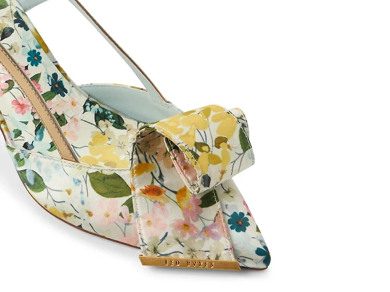 Romy Pump