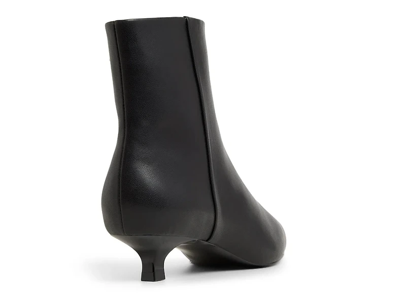 Joanaa Bootie
