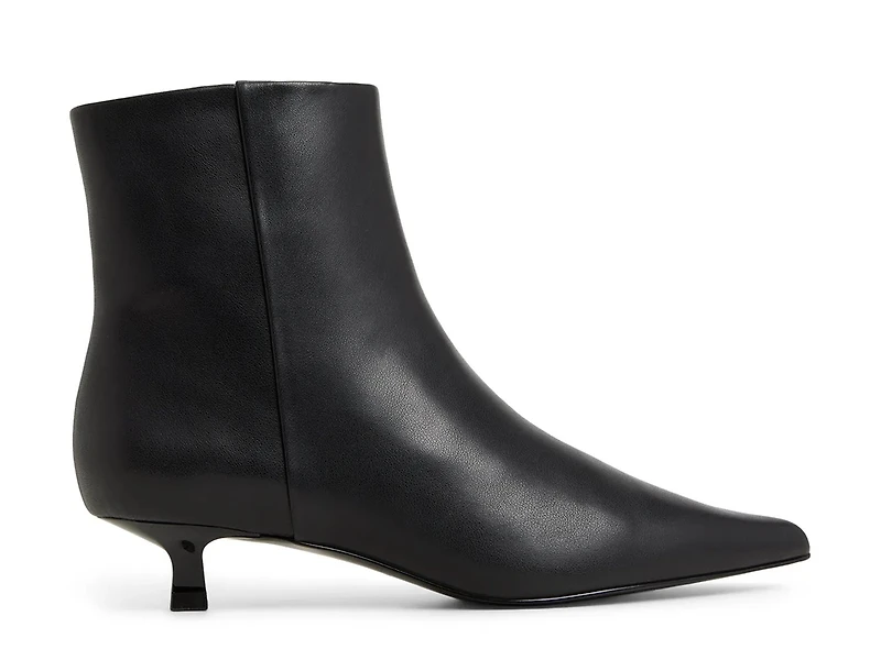 Joanaa Bootie