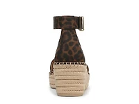 Pela Wedge Sandal
