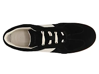 Solaris Sneaker