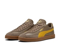Club II Era Sneaker