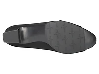Lyanna Pump