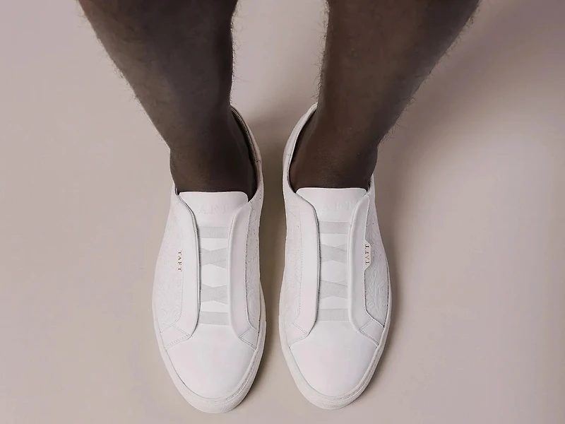James Slip-on Sneaker