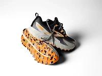 Cascadia 18 Trail Running Shoe