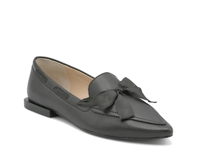 Izzi Flat