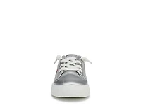 Wander Sneaker