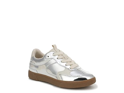 Tastic Sneaker