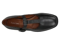 Kenley Mary Jane Flat