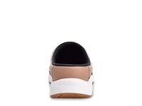 Travelport Clog