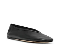 Leni Flat