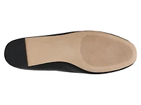 Leni Flat