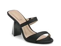 Kami Sandal