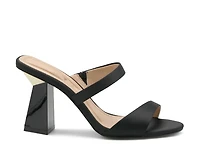 Kami Sandal
