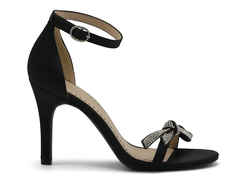 Gertie Sandal