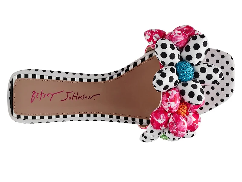 Emelia Sandal