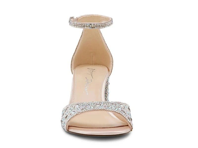 Kami Sandal