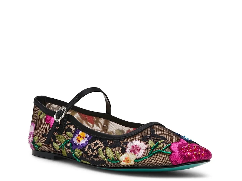 Nova Mary Jane Flat