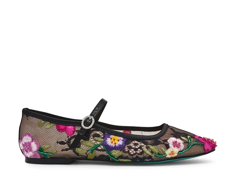 Nova Mary Jane Flat