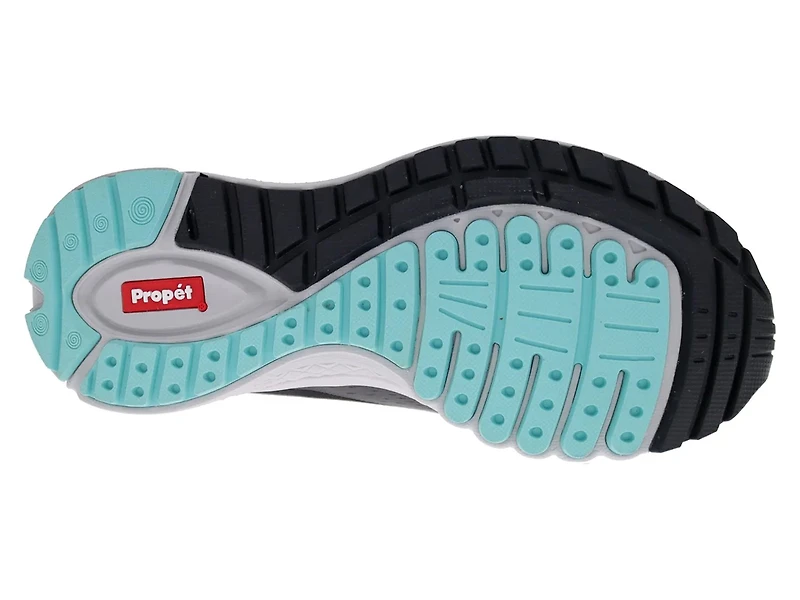 One Evolve Sneaker