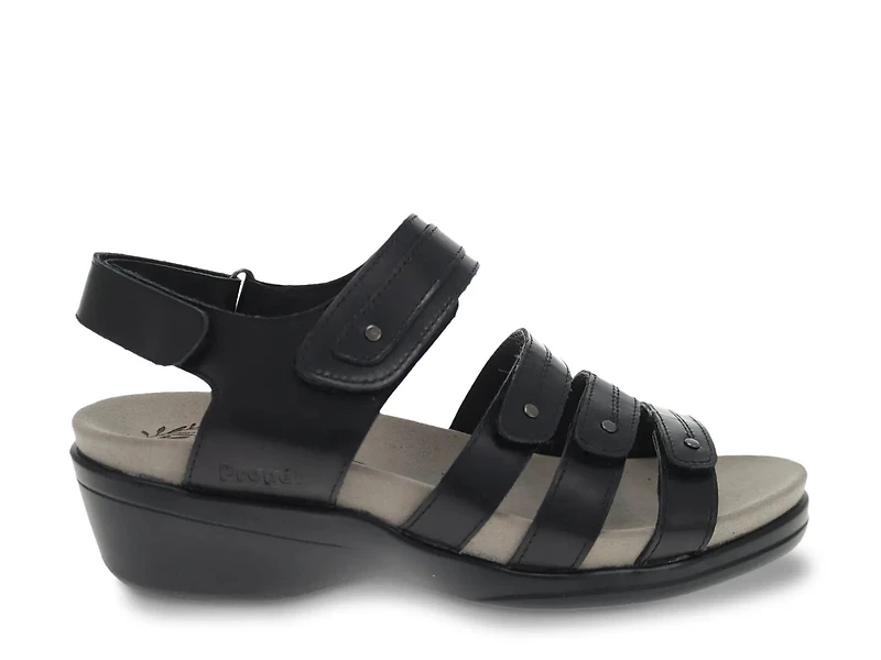 Ainsley Sandal