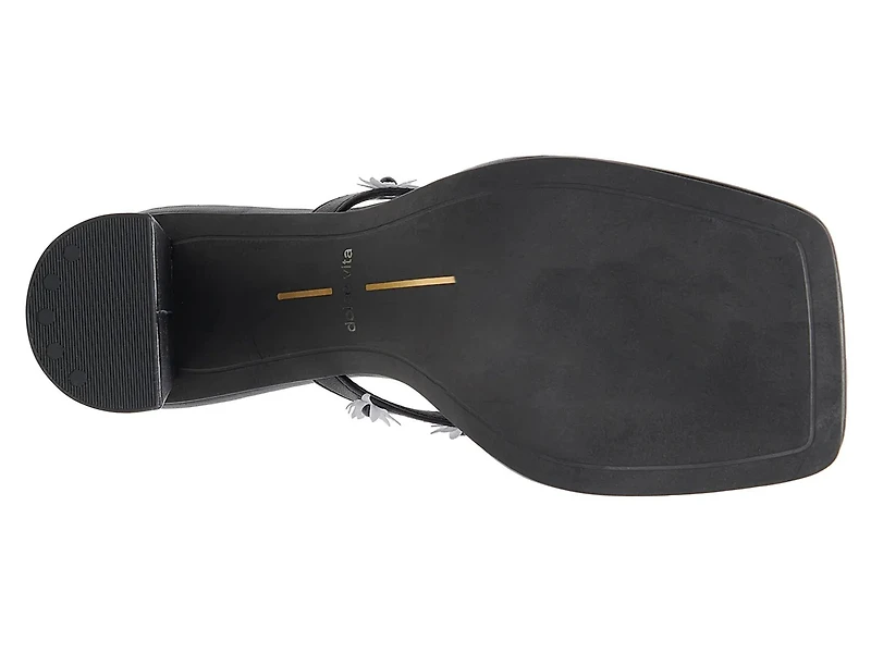 Daphne Sandal