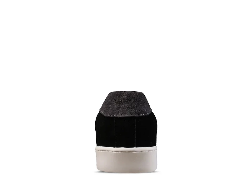 Vance Sneaker