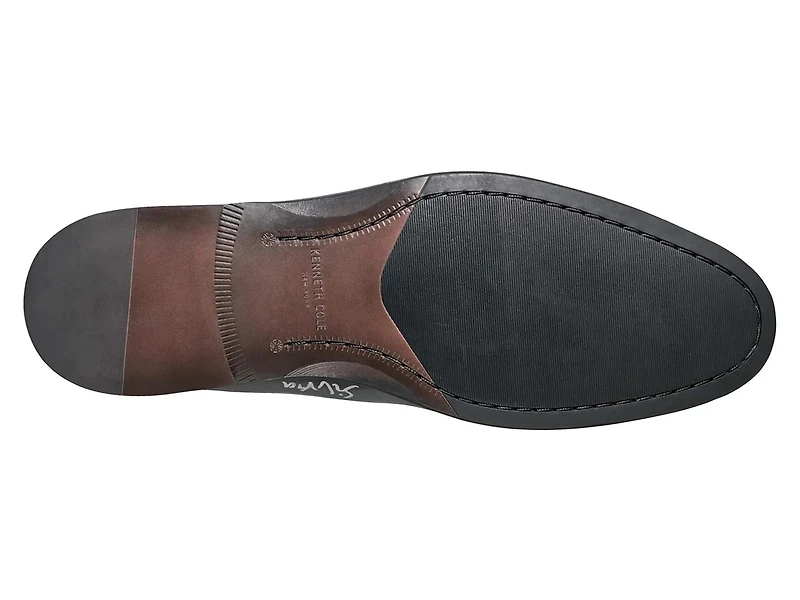 Tully Oxford