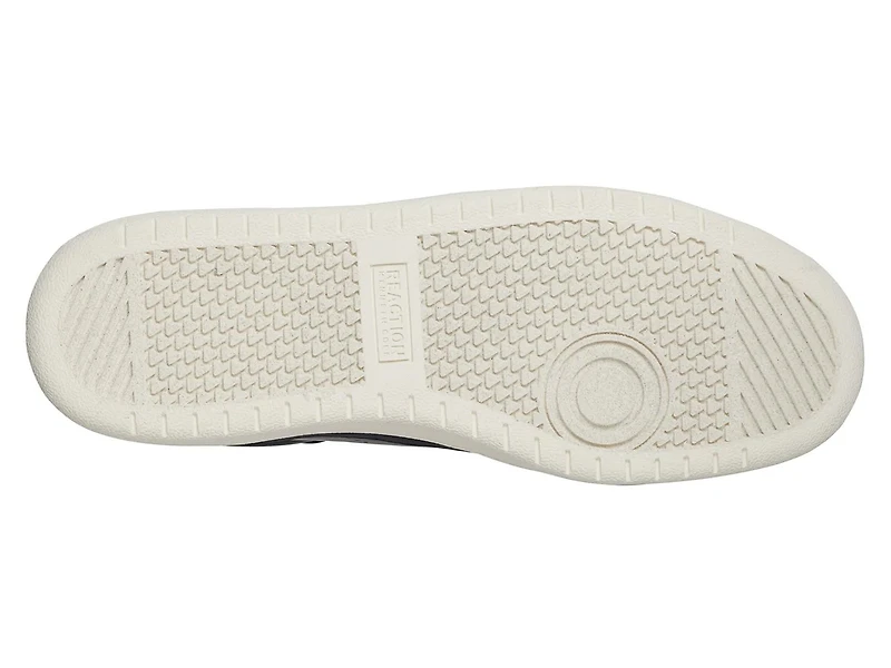 Elliot Sneaker