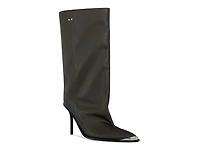 Dusty Boot