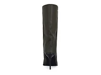 Dusty Boot