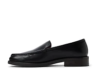 Wilshire Loafer