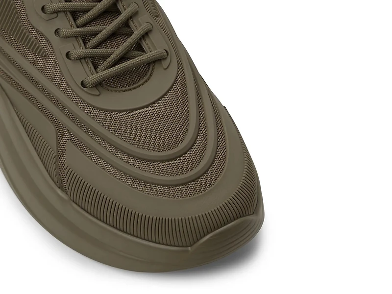 Refresh 2.0 Sneaker