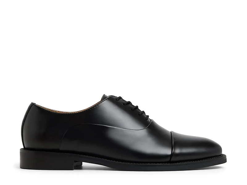 Calloway Oxford
