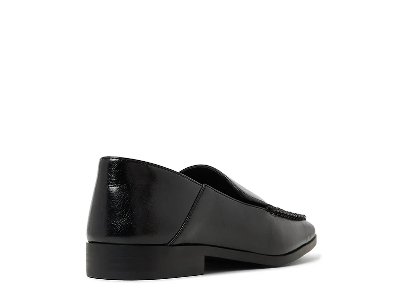 Kaylyn Loafer