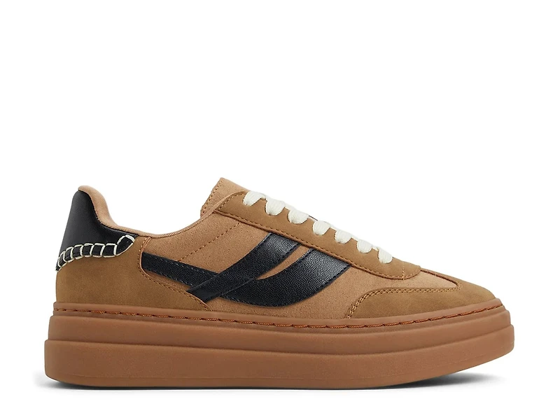 Tommie Sneaker