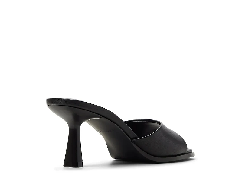 Cassiee Sandal