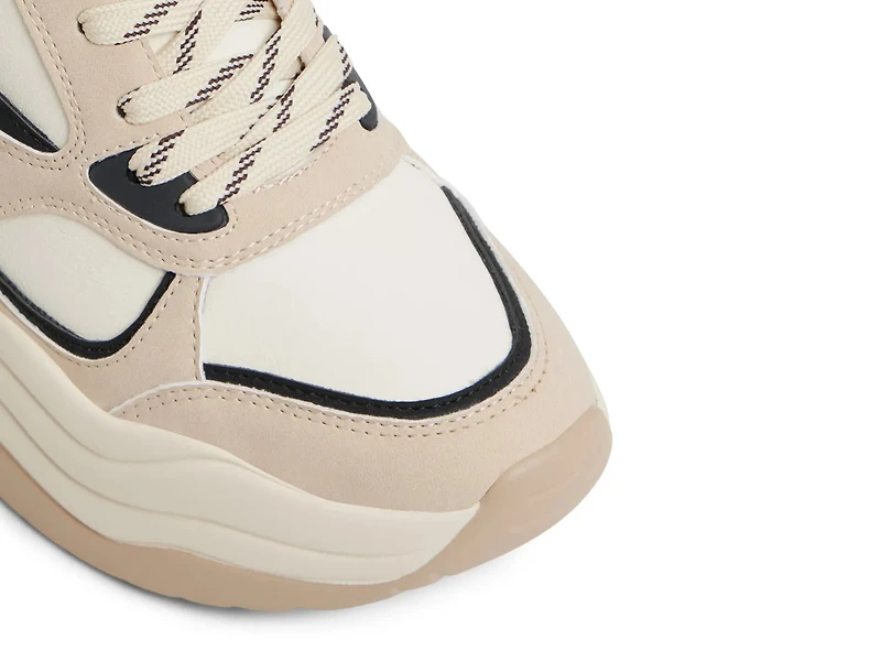 Helynne Sneaker