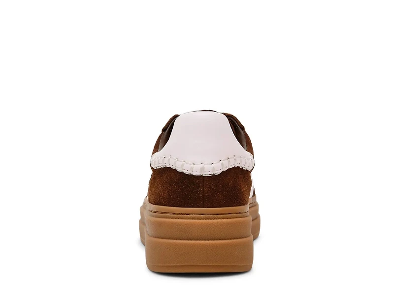 Dodge Sneaker