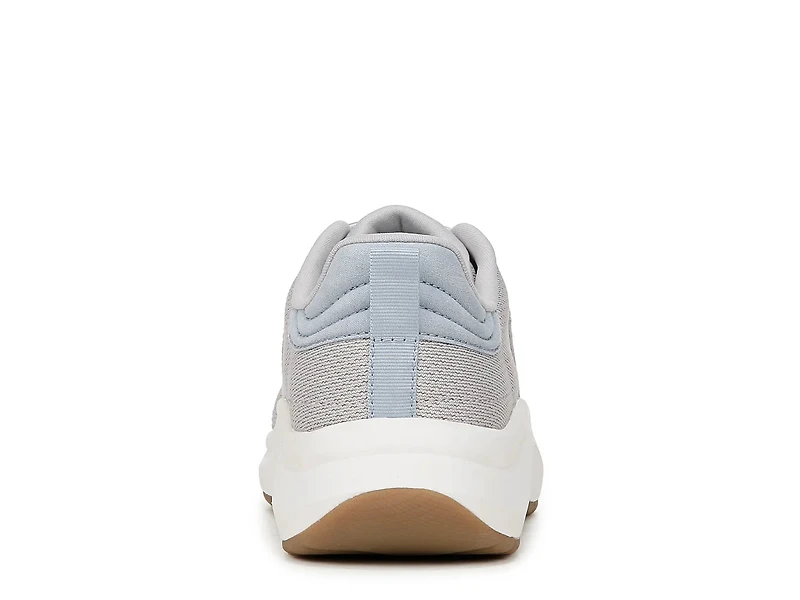 Feel At Ease Sneaker