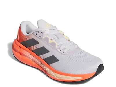 Questar 3 Running Shoe